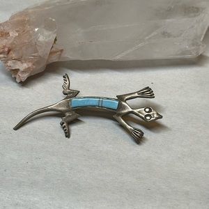 Silver turquoise lizard pin brooch